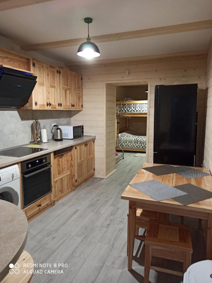 Brand New 2020 Specious Apartment Druzi 2 Palyanytsya Exterior foto