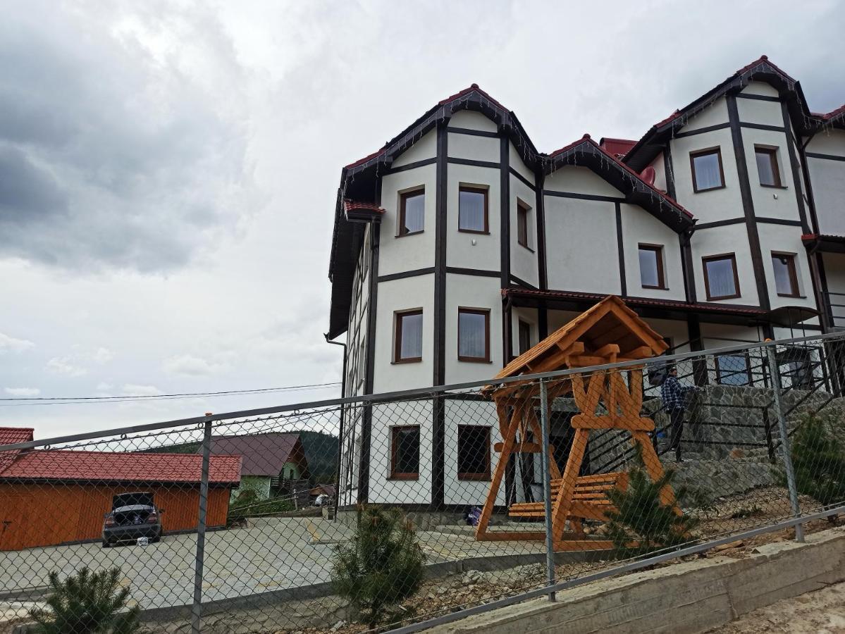 Brand New 2020 Specious Apartment Druzi 2 Palyanytsya Exterior foto